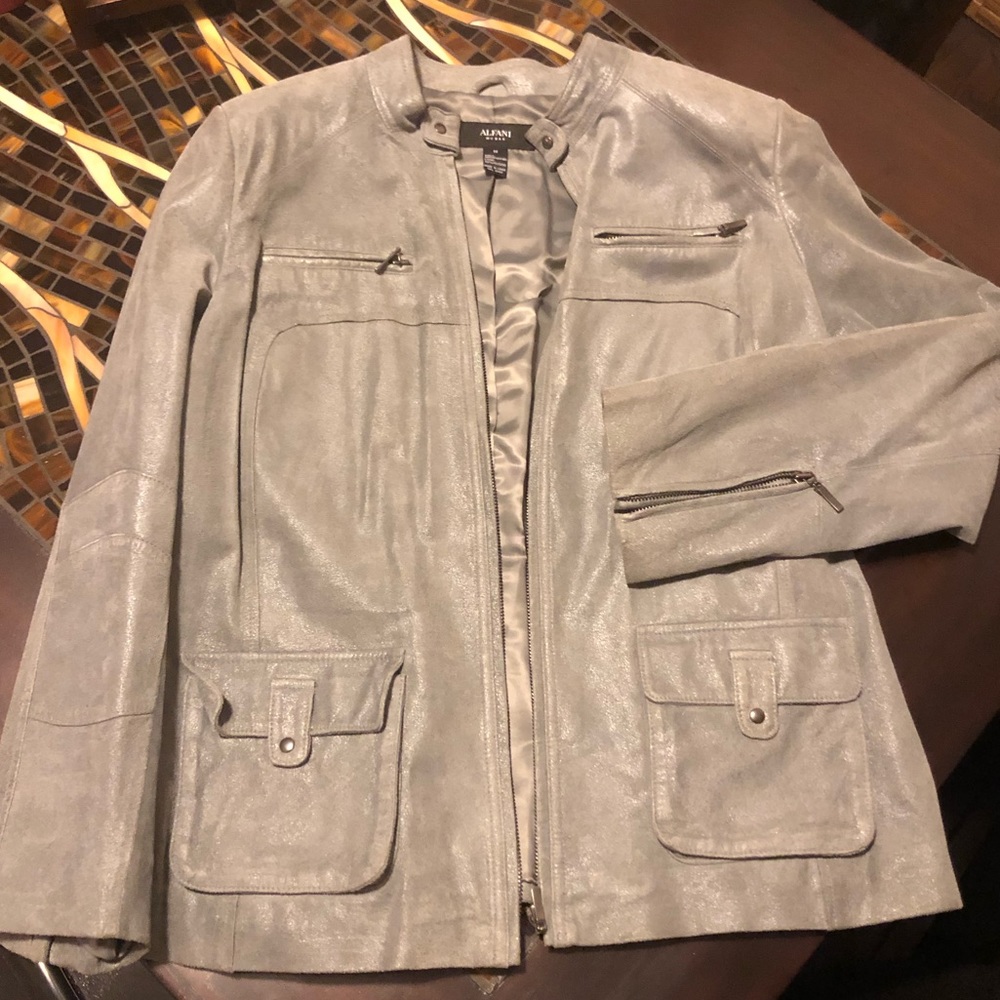 💥Alfani Metallic Silver-Grey Leather Jacket💥